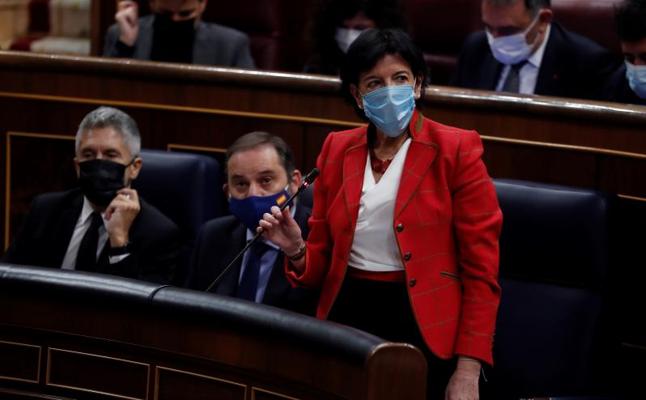 La Fiscalía investiga la orden de Celaá que permitió titular sin límite de suspensos