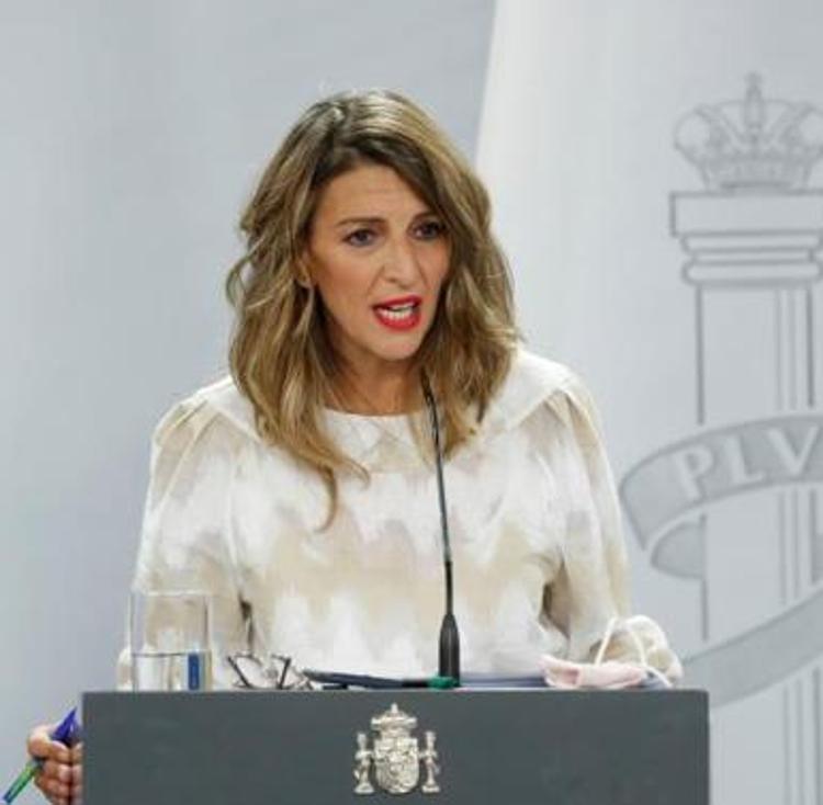 La ministra de Trabajo admite que los ERTE «probablemente» se tendrán que mantener hasta Semana Santa