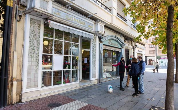 «Romper y asaltar comercios no tiene nada que ver con protestar por las restricciones»