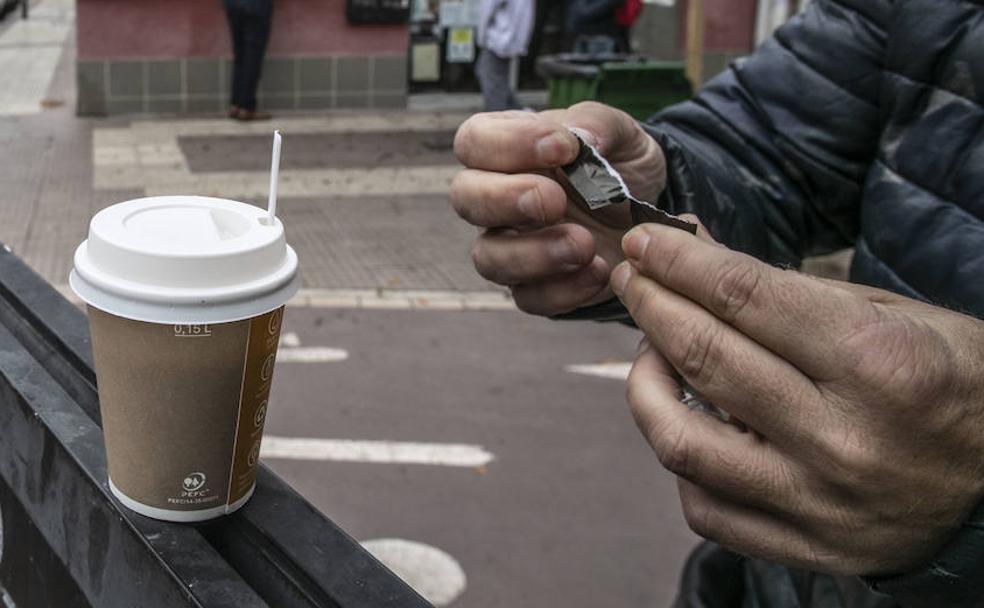 La solución que crea un problema en los bares