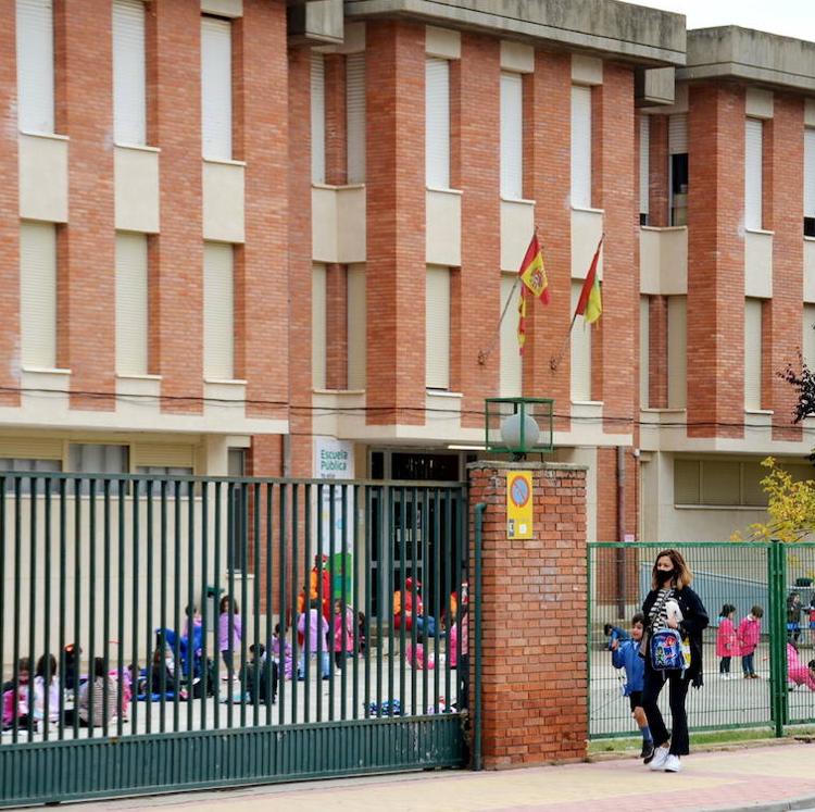 El virus ha enviado a casa a 939 escolares, 68 profesores y 17 no docentes desde el inicio de curso hasta octubre