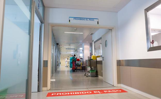 Los contagios descienden, pero la mortalidad y la presión hospitalaria siguen en máximos