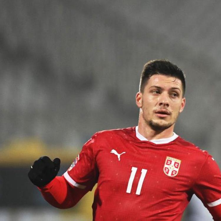 Jovic, positivo por coronavirus