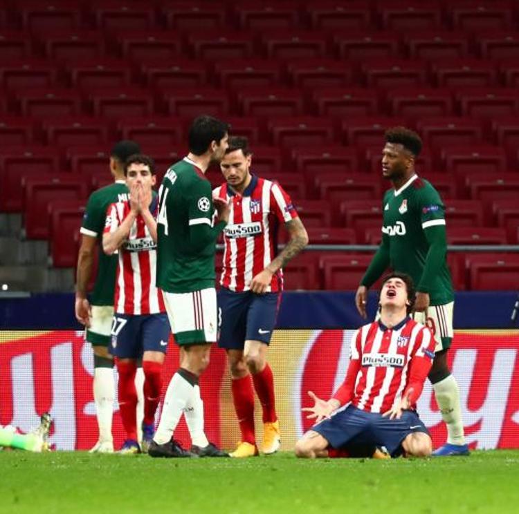 El Atlético se topa de nuevo con la resistencia del Lokomotiv