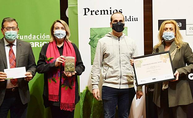 Guillermo Soldevilla recibe el 'Premio Mildiu' por su detección más temprana de esta enfermedad