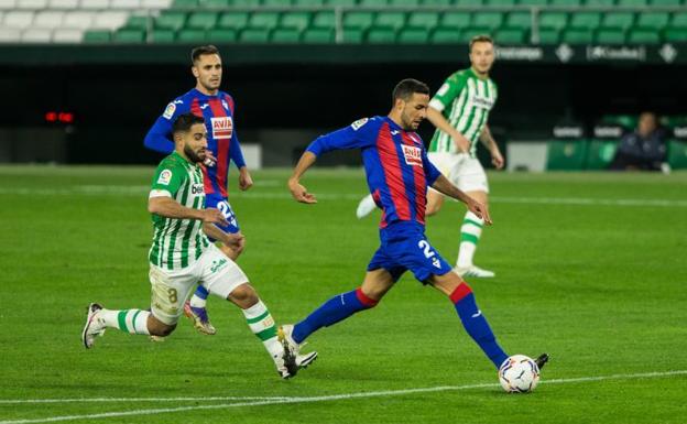 Subidón del Eibar y depresión del Betis