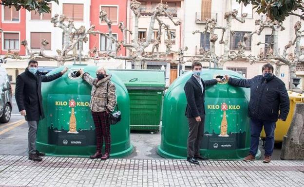 Santo Domingo cambia vidrio por alimentos para los más necesitados