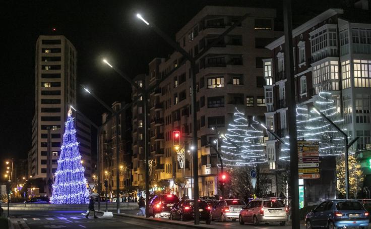 Logroño ya luce por Navidad