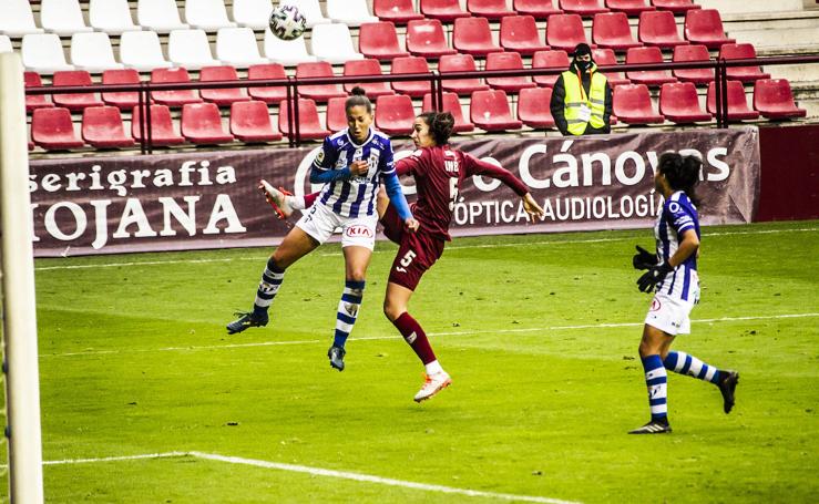 Las imágenes del empate entre el EDF Logroño y el Sporting de Huelva