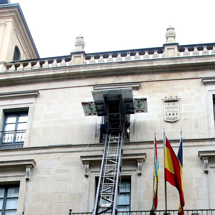 Cultura desembarca hoy en Portales para compartir con el IER el Palacio de los Chapiteles