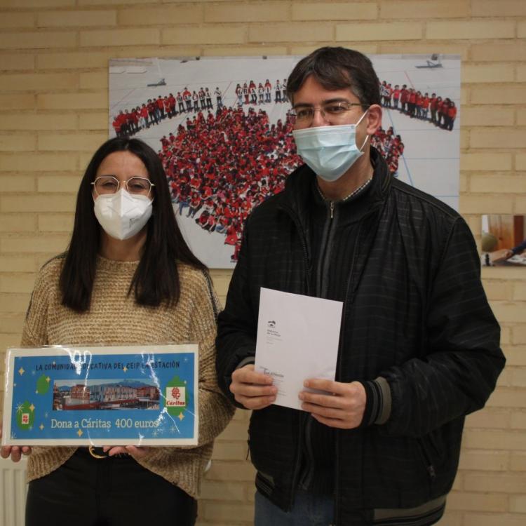 El colegio arnedano La Estación dona 400 euros y alimentos