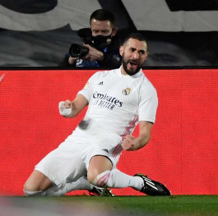 Benzema prolonga la fiesta del Real Madrid