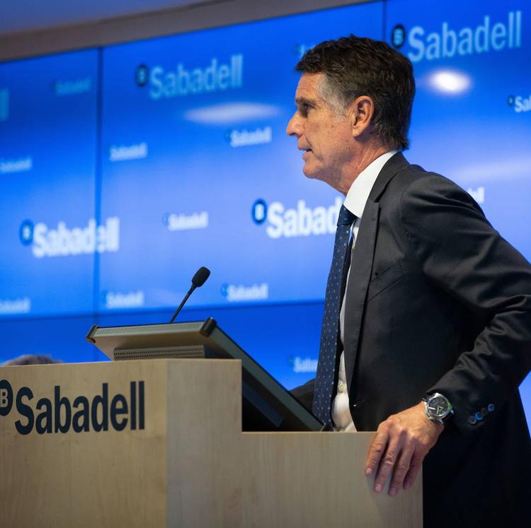 Banco Sabadell estudia el relevo de su consejero delegado, Jaime Guardiola