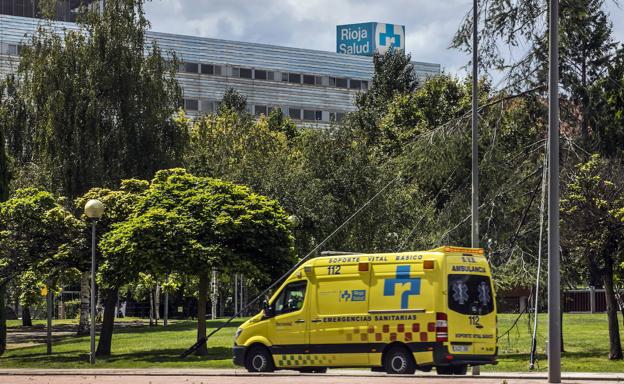 Rescatado un senderista tras sufrir una caída en Torrecilla en Cameros