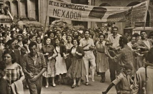 La Retina: pasacalles con la charanga Calahorra