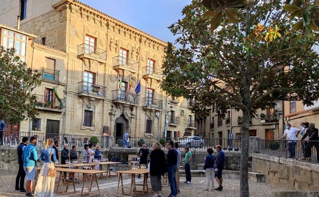 Catas y magia en las noches de Briones