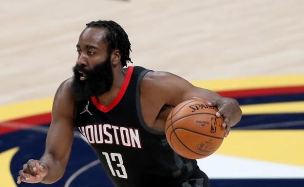 Harden y Wall abanderan el triunfo de los Rockets sobre los Kings