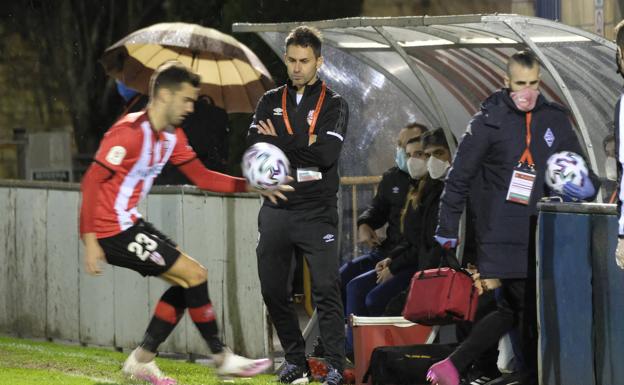 «Hemos tenido que cambiar todo el plan de partido»