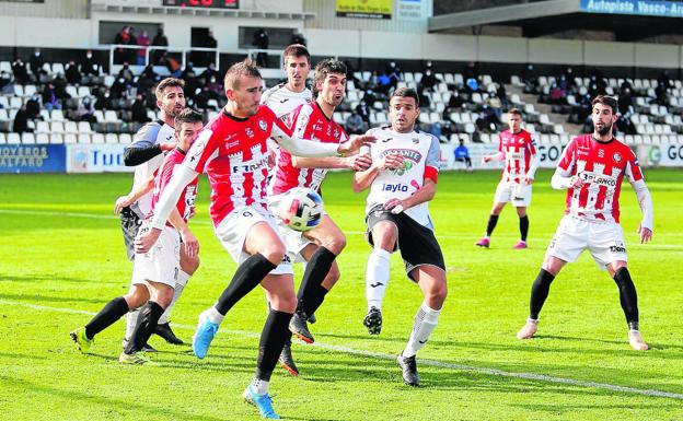 Sin liderato, pero invicta