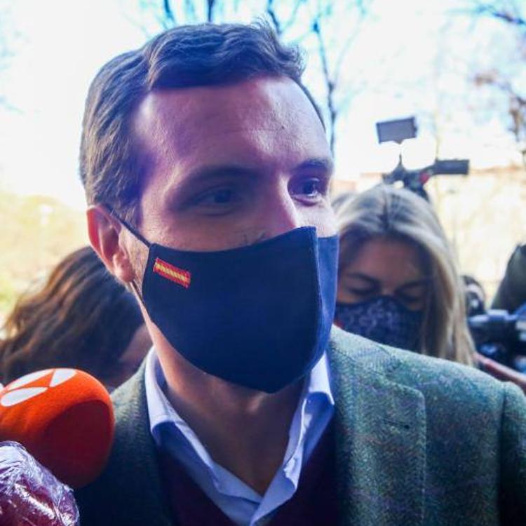 Casado califica de «globo sonda» la propuesta de reforma de la monarquía