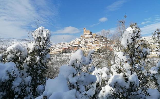 Domingo nevado en los pueblos riojanos