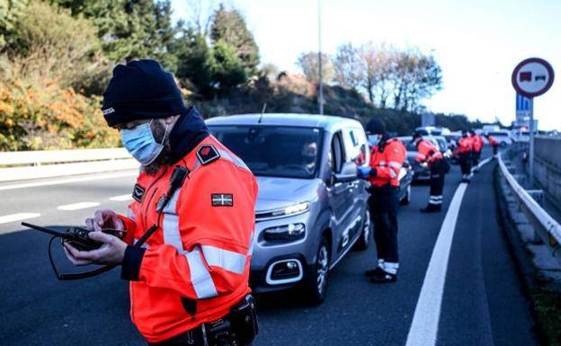 El País Vasco prohíbe la movilidad entre provincias a partir de este miércoles