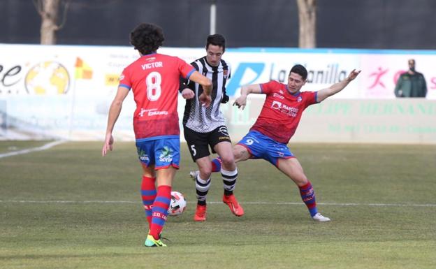 Un derbi de mínimos que se queda en casa