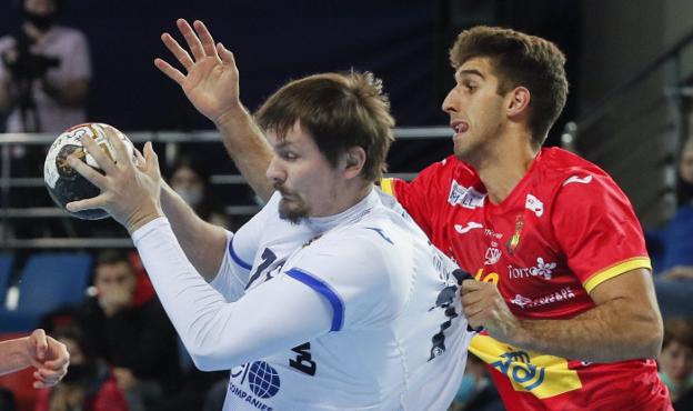 Serradilla regresa al trabajo después de una «difícil» convocatoria con la selección