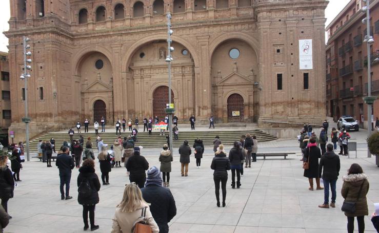 Los comerciantes y hosteleros de Alfaro y Arnedo se manifiestan por el cierre