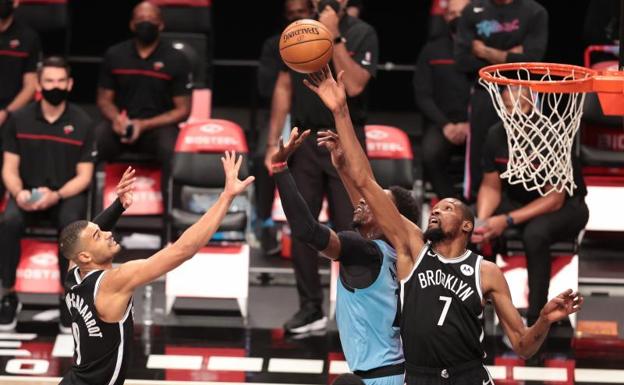 Los Nets vuelven a la senda del triunfo ante Miami