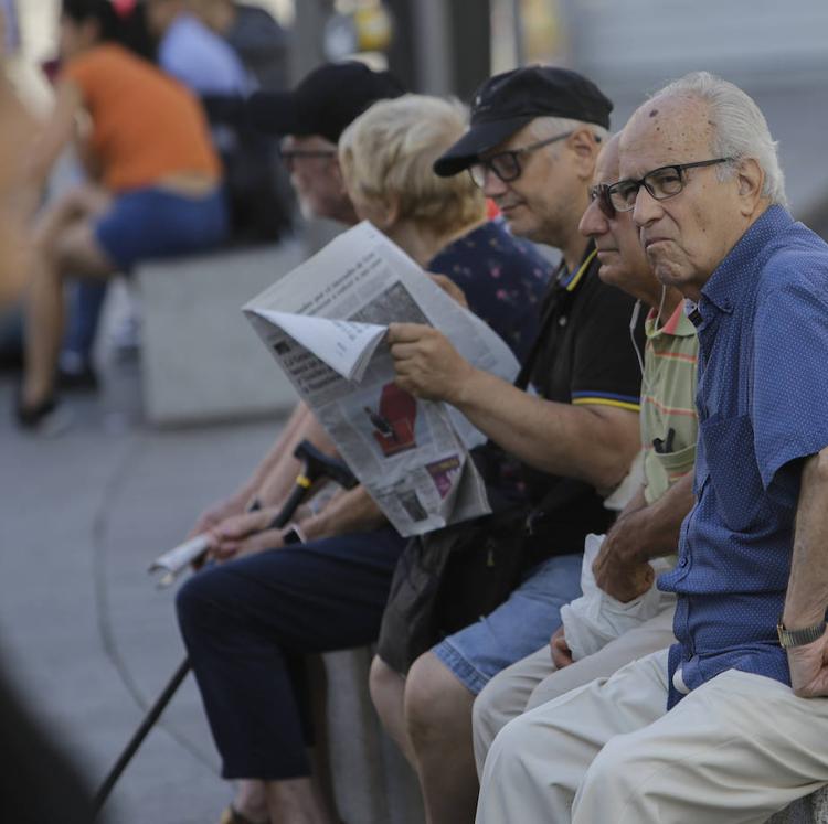 La nómina de las pensiones supera los 10.000 millones mensuales por primera vez