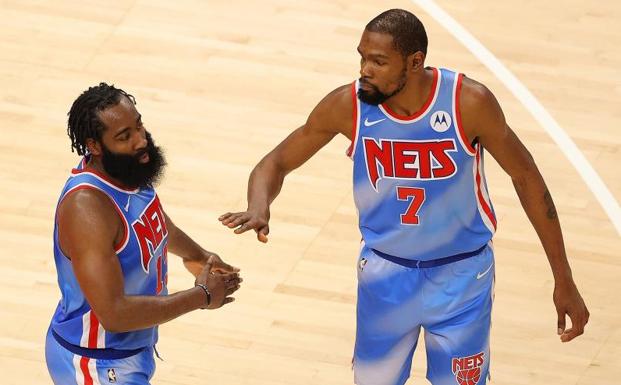 Durant y Harden vuelven a ser los héroes salvadores de los Nets