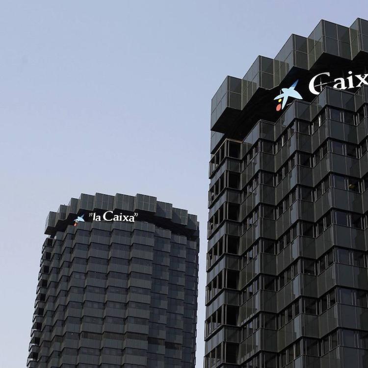 CaixaBank obtuvo un beneficio de 1.381 millones en 2020, un 19% menos