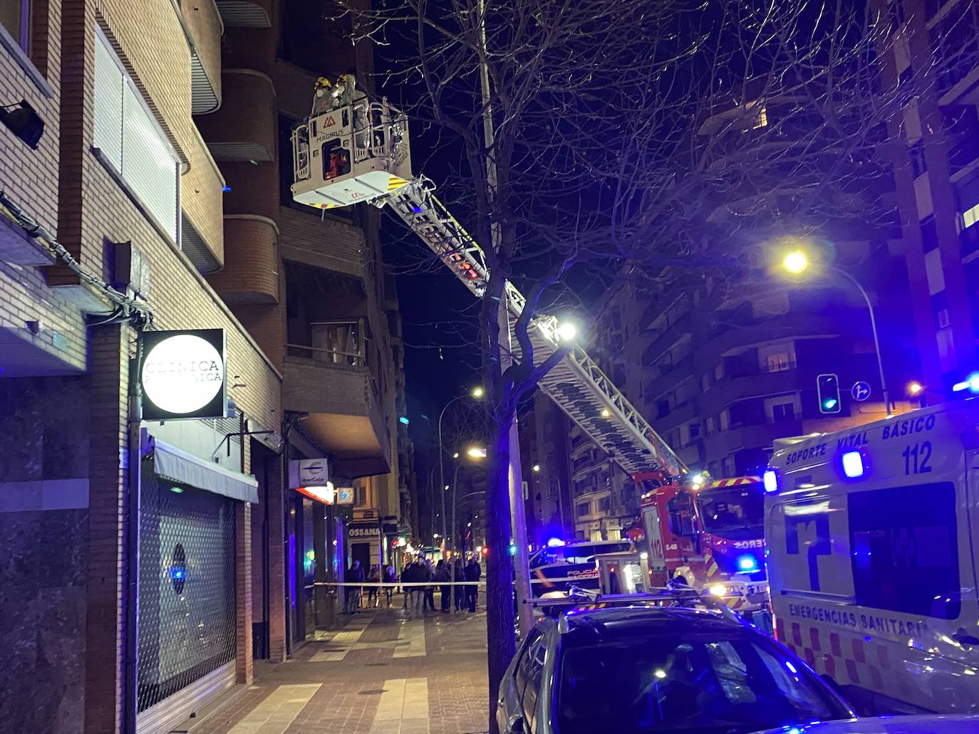 Activado el protocolo COVID para atender a una mujer herida en su domicilio