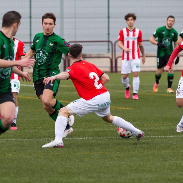 Dos testarazos devuelven al buen camino a la UDL B