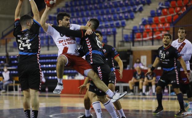 La falta de tensión condena a un apático Ciudad de Logroño