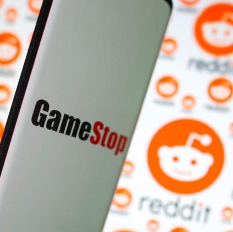 GameStop ya baja más de un 80% desde máximos