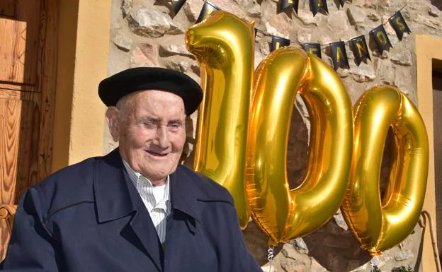 El cabretonero Lázaro Escalada López ha cumplido hoy 100 años