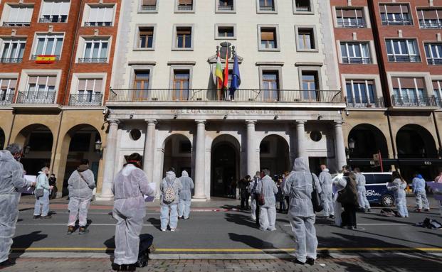 UGT y CCOO piden que se retome la agenda social «paralizada por la pandemia»