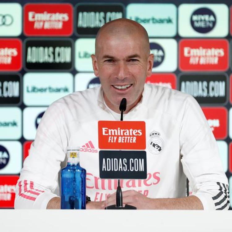 Zidane: «Vamos a seguir a muerte con la Liga y la Champions»