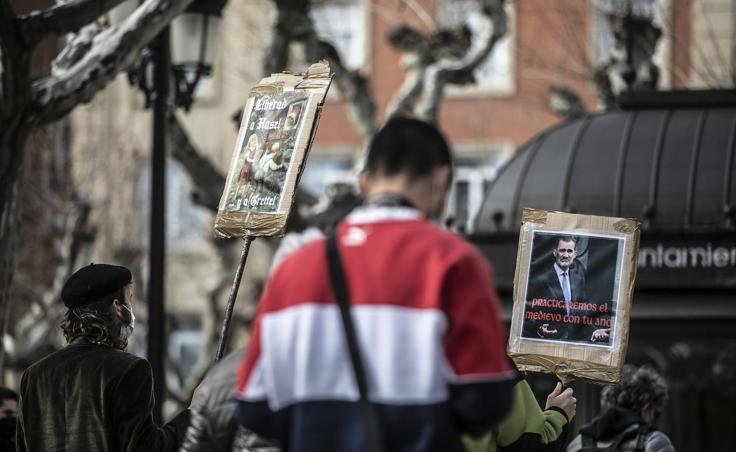 Un centenar de personas reclaman en Logroño libertad para Pablo Hasél