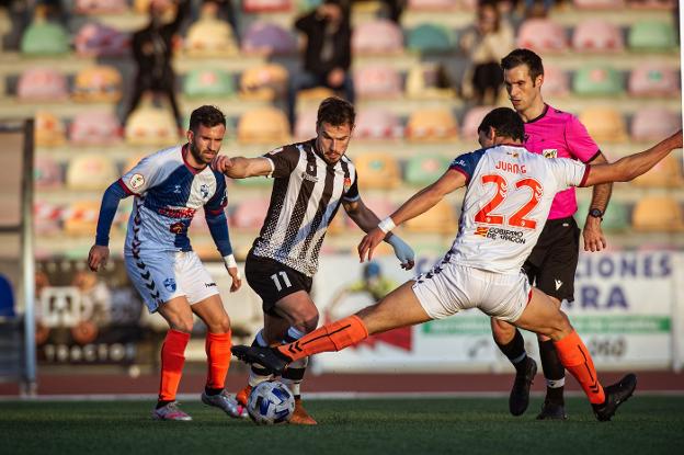 El Haro visita al CD Ebro buscando mejorar su posición clasificatoria