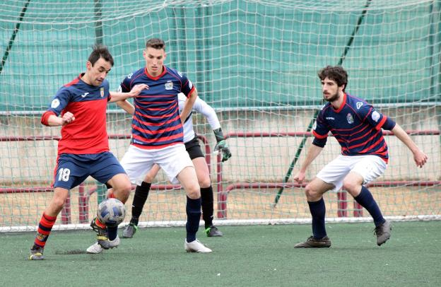 El Anguiano remonta, gana y se clasifica para la fase de ascenso