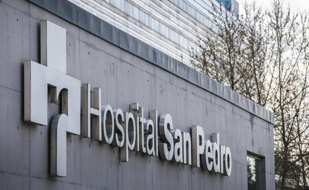 Dos heridos tras chocar dos coches en la rotonda de Chile