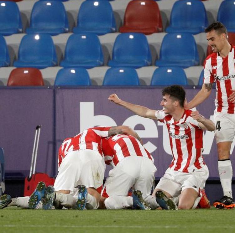 El Athletic se cita con la historia y dobla final de Copa