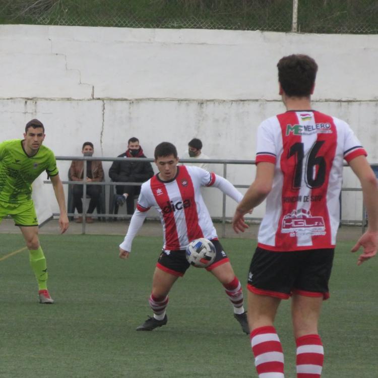 River y Náxara empatan tras tres minutos frenéticos