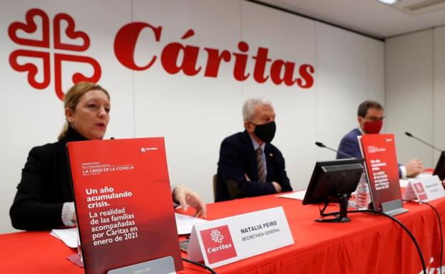 Medio millón de españoles llamaron por vez primera a las puertas de Cáritas