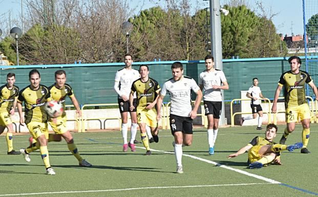 El Racing Rioja remonta y peleará por el ascenso