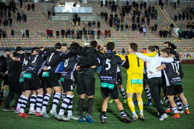 Haro e Izarra se enfrentan en un duelo desesperado por la permanencia