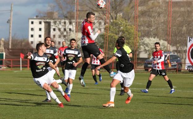 El Tudelano castiga a la SD Logroñés con goleada